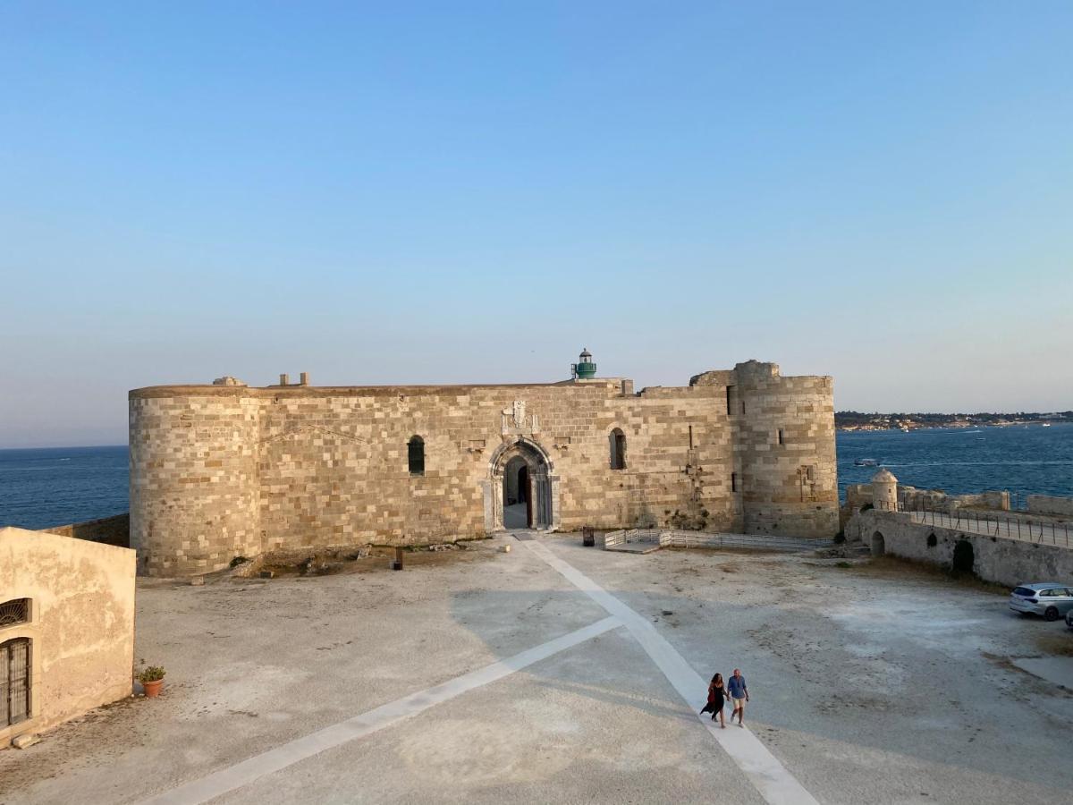 Elegante Appartamento In Palazzo Storico Ortigia Siraküza Dış mekan fotoğraf