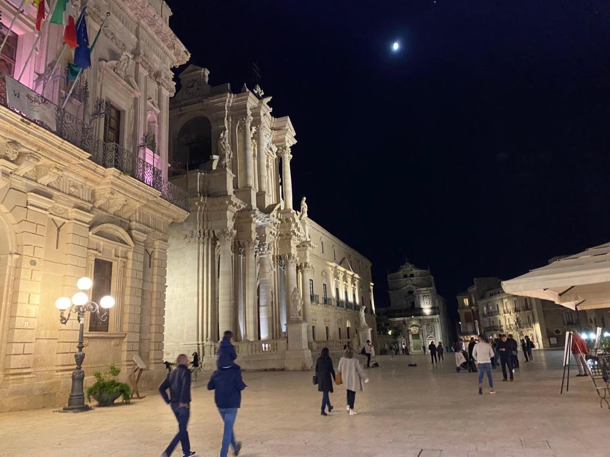Elegante Appartamento In Palazzo Storico Ortigia Siraküza Dış mekan fotoğraf