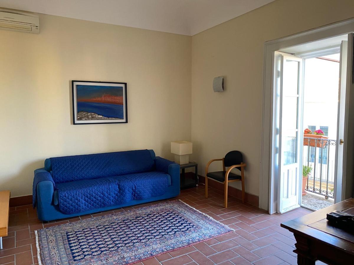 Elegante Appartamento In Palazzo Storico Ortigia Siraküza Dış mekan fotoğraf