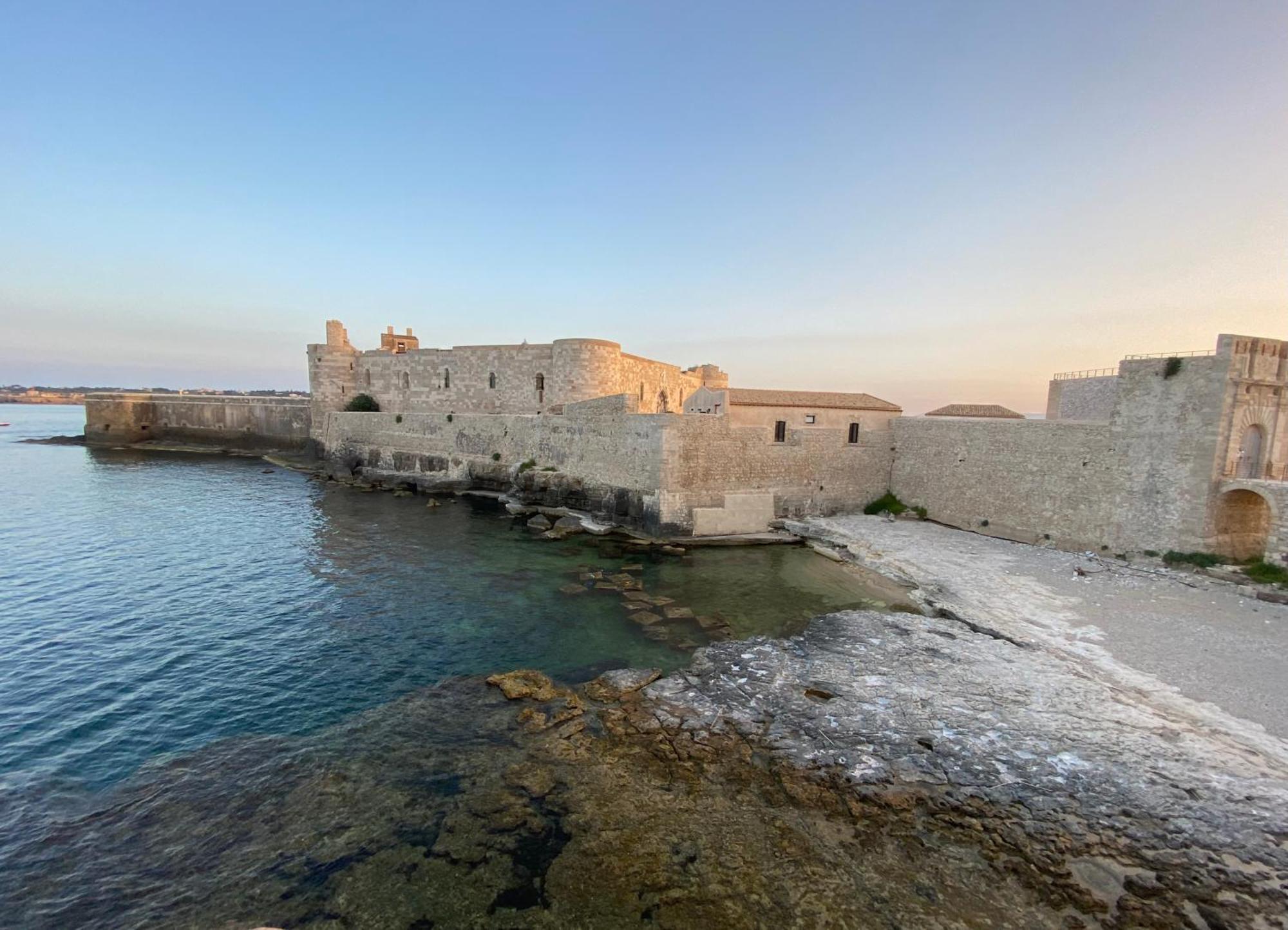Elegante Appartamento In Palazzo Storico Ortigia Siraküza Dış mekan fotoğraf