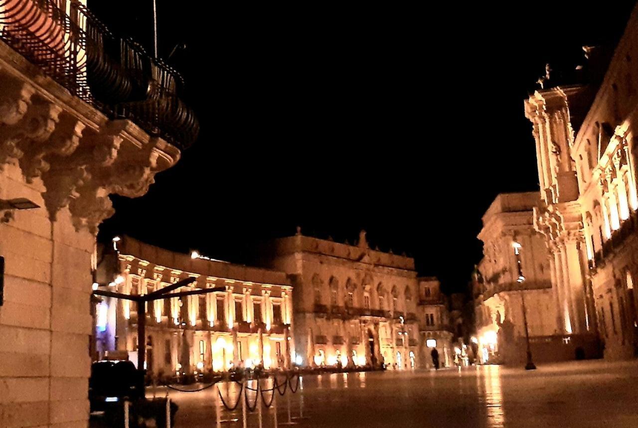 Elegante Appartamento In Palazzo Storico Ortigia Siraküza Dış mekan fotoğraf